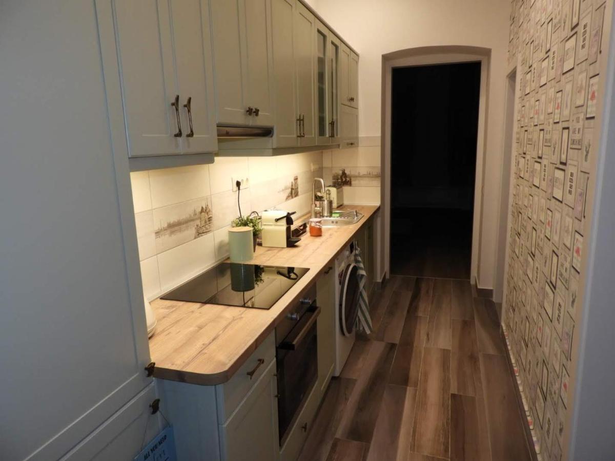 Gizella Apartman Budapest Bagian luar foto
